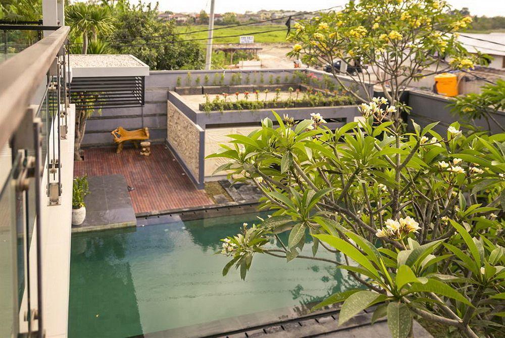 Villa Cascade เซมินยัค ภายนอก รูปภาพ