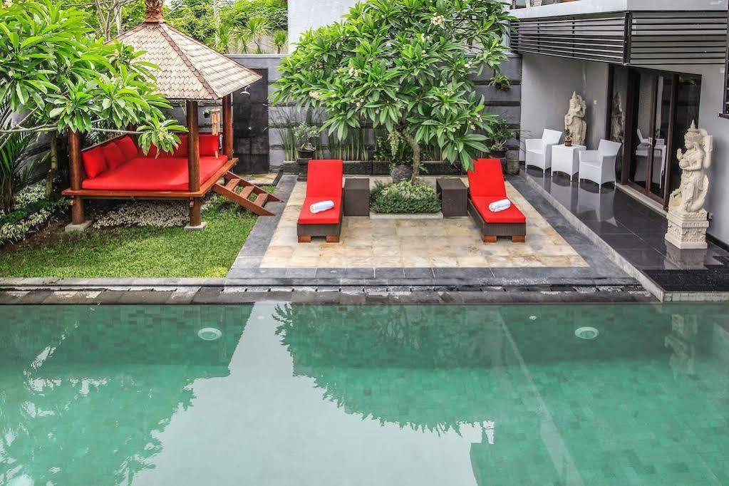 Villa Cascade เซมินยัค ภายนอก รูปภาพ